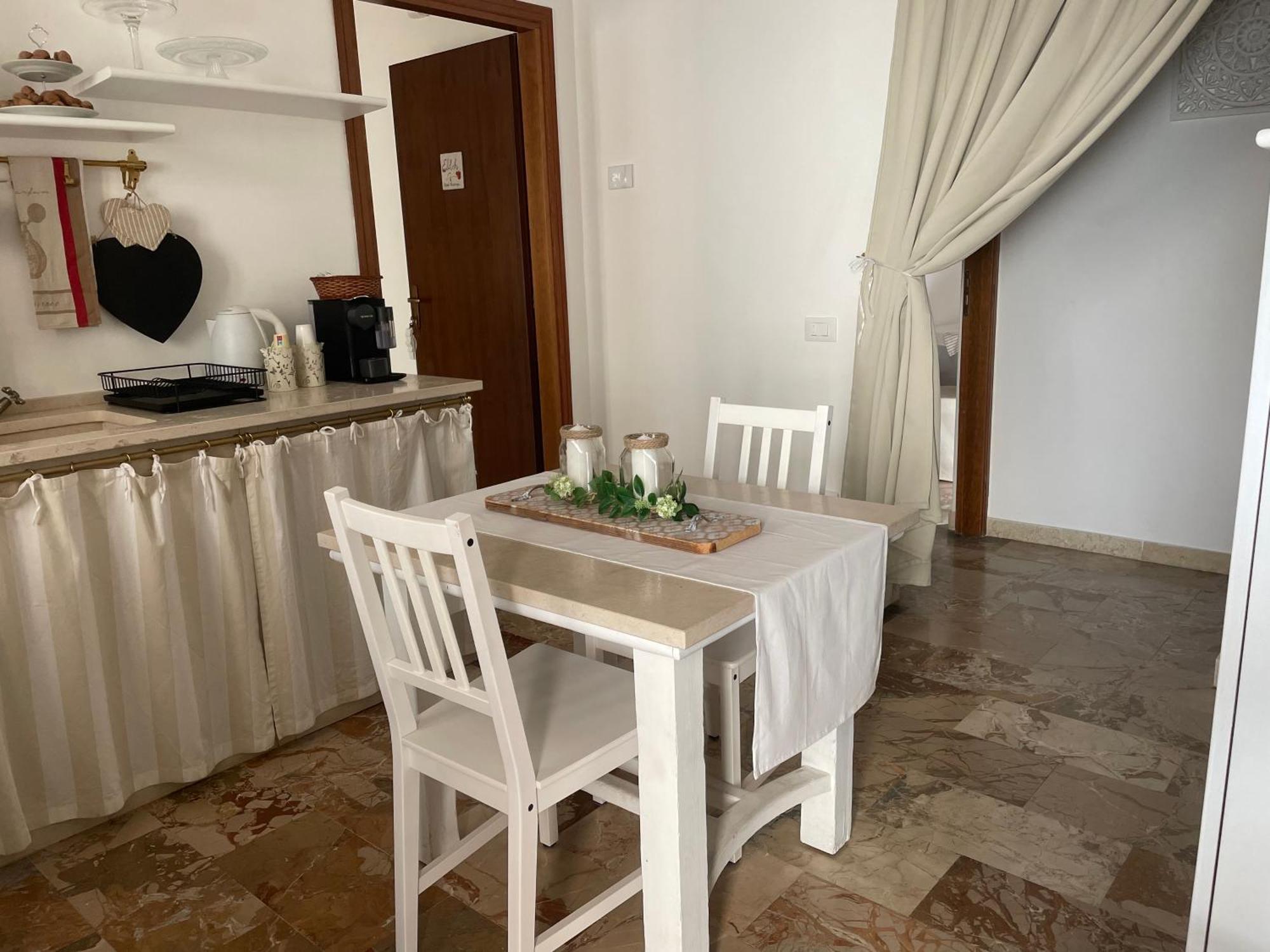 Eldoh Villa Bernalda Exteriör bild